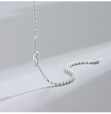Minimalistyczna osobowość 925 Srebrna bransoletka Love Knot Beads Chain Jewelry