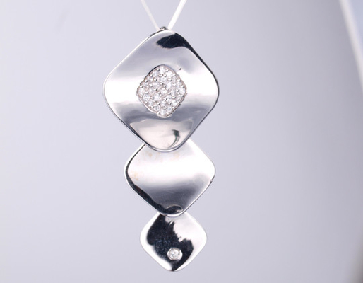 18k Białe Złoto Geometryczne 925 Sterling Silver Unisex Pendant Poduszka Pendant z łańcuchem