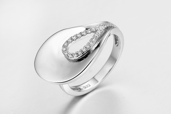 Jasny CZ Pear w kształcie 925 Silver Band Ring Unisex / Kobiety biżuteria 2mm szeroka