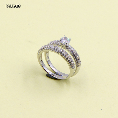 Pierze w kształcie AAA CZ 925 Srebrny Pierścień Prong Setting 2mm Band Fine Jewelry