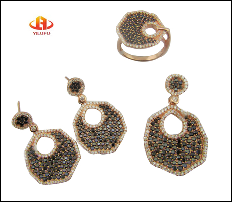 925 Srebrny zestaw biżuterii z niestandardowym logo Bezel Pave Prong Settings i CZ Stones