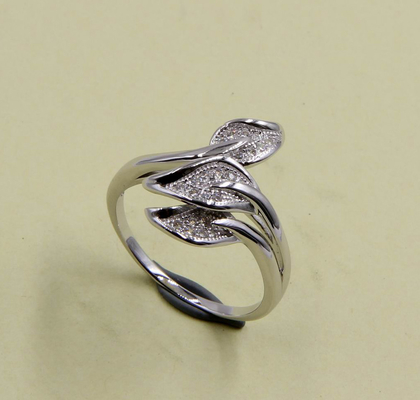 925 Sterling Silver Pave Set Cubic Zirconia Rings for Women Listy srebrne pierścienie zaręczynowe Listy srebrne pierścienie AAA Kamień