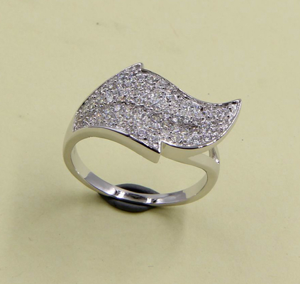 925 Czysta srebrna brązowa obrączka ślubna z błyszczącym CZ Solitaire And Pave Eternity Band