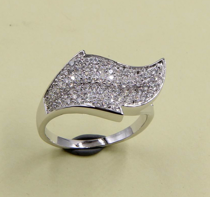 925 Czysta srebrna brązowa obrączka ślubna z błyszczącym CZ Solitaire And Pave Eternity Band