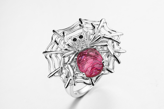 Czerwony rubin Pierścionki ze srebra próby 925 Swarovski Srebrny pierścionek z pajęczyną