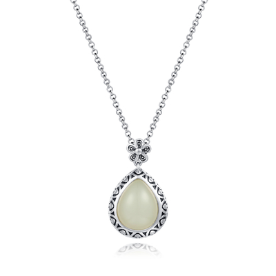 Kwiatowy zamek rzeźbiony biały Jade wisiorek 12x15mm srebrny wisiorek z kamienia w kształcie gruszki